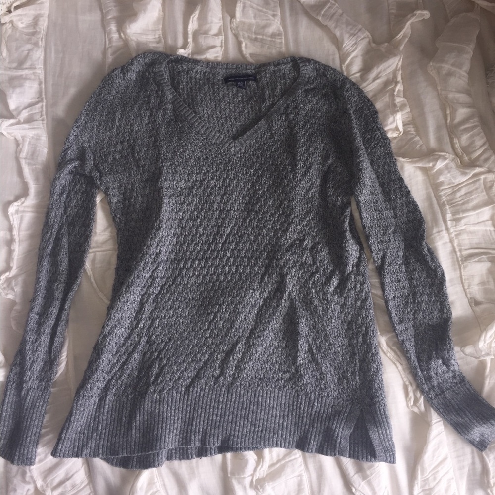American Eagle Grey V-Neck Sweater
